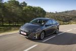 Toyota Prius Plug-in Hybrid 2016 года